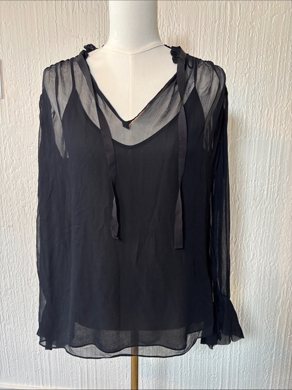 Massimo Dutti Sheer Black V-Neck Long-Sleeve Women's Top Women Size 6